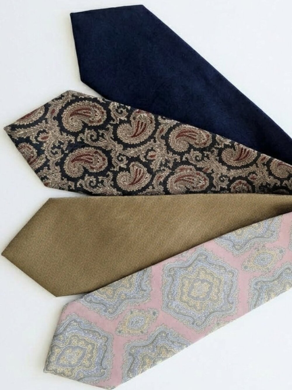 Lot of 4 Men's Classic Neckties - Paisley, Textured Gold & Solid Navy